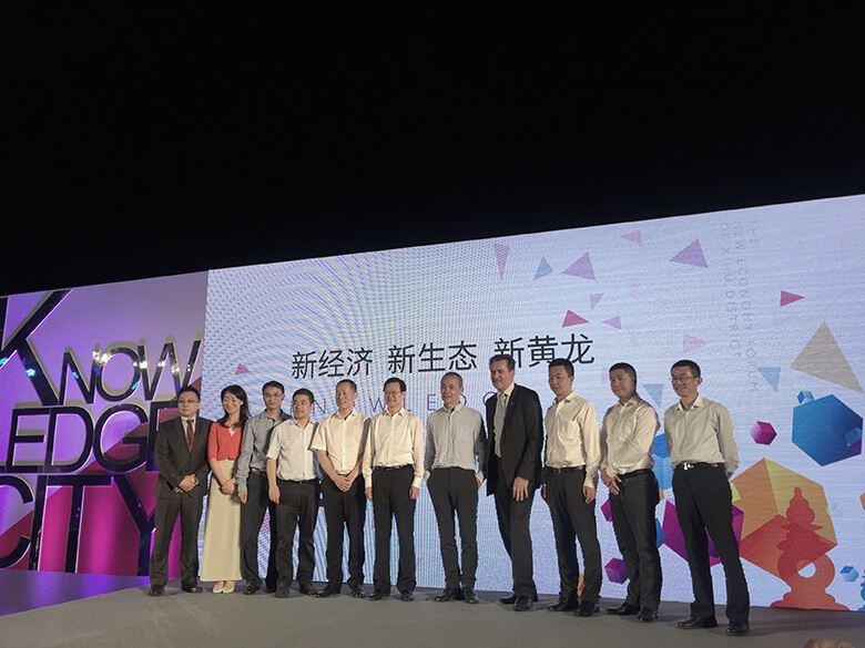 1537430281531362.jpg 王石活动照片IMG_3257.jpg